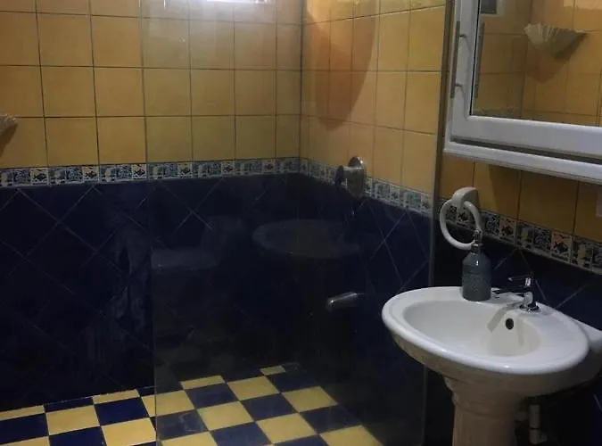 Sueno Bed & Breakfast 3*