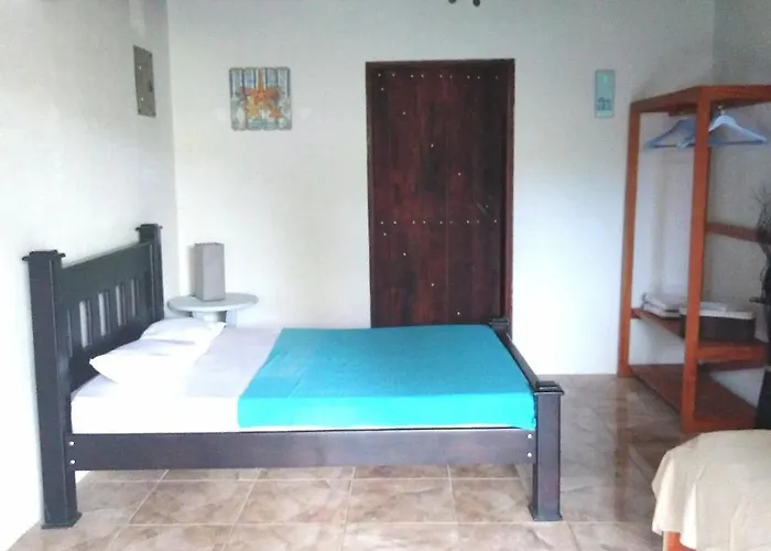 Sueno Bed & Breakfast 3*