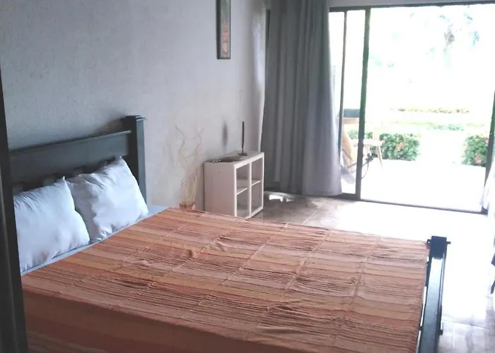 Sueno Bed & Breakfast 3*